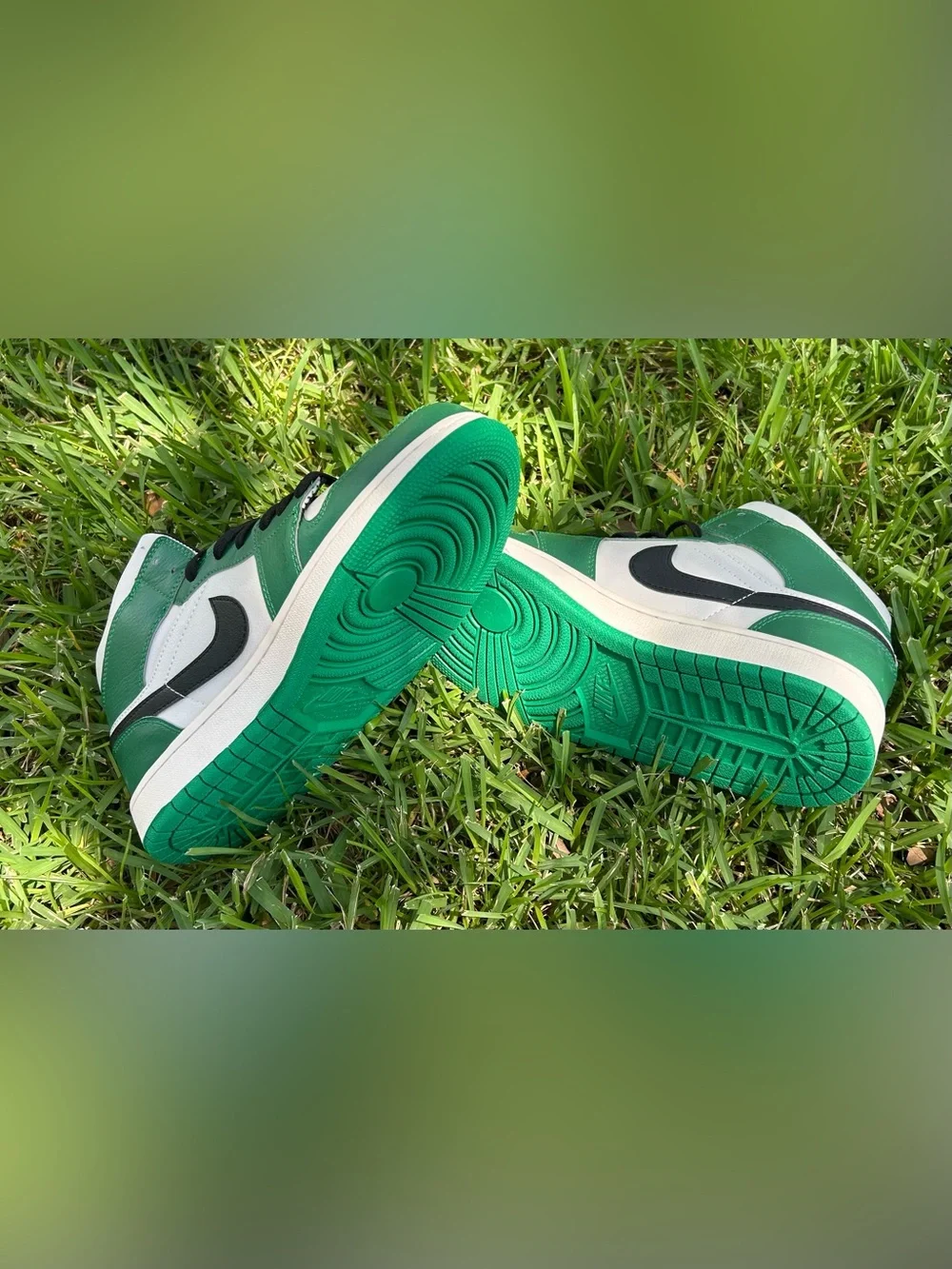 Nike Air Jordan 1 Mid - Pine Green/White/Black